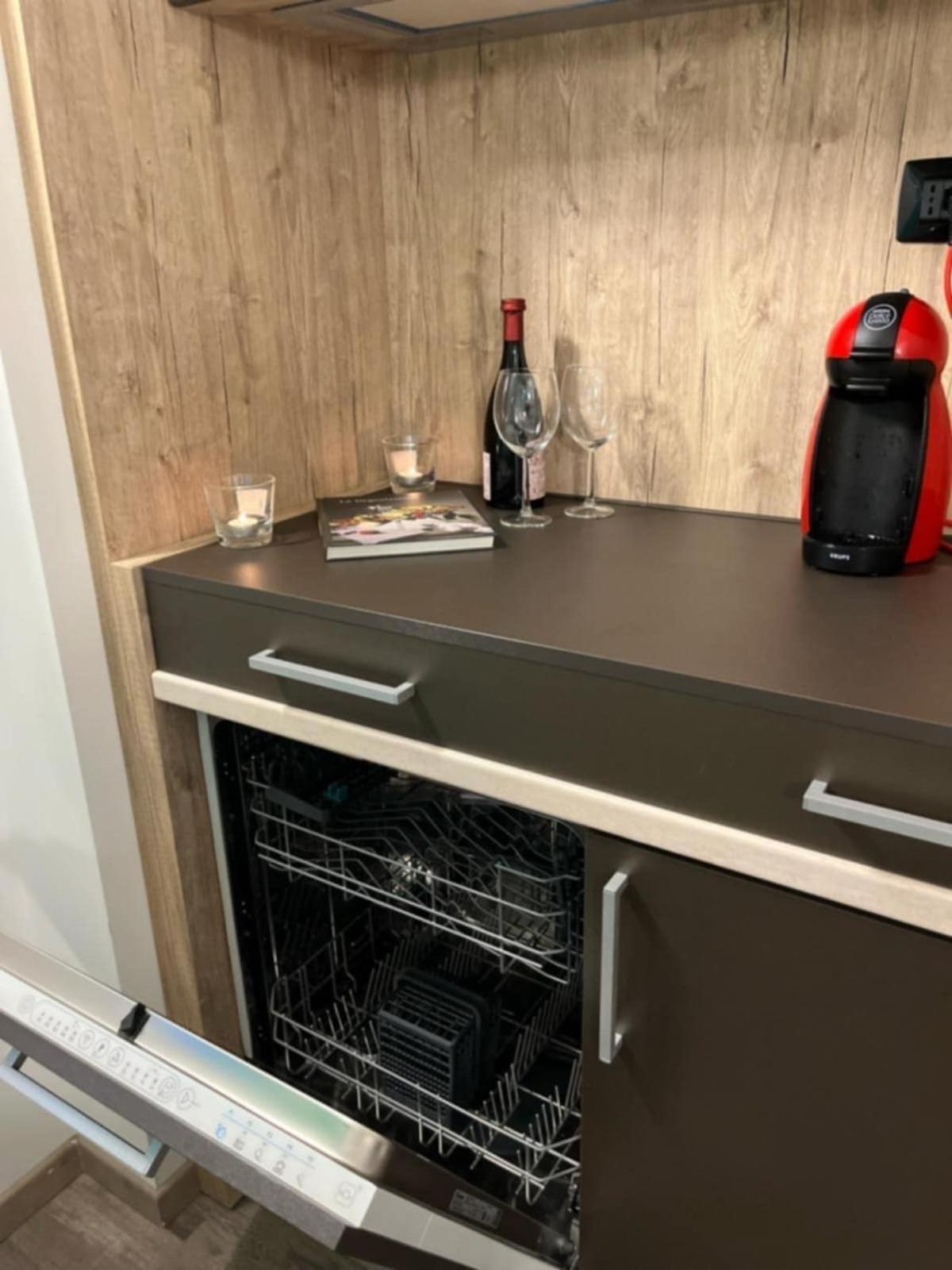 Harmony Residence 塞尔维诺 外观 照片